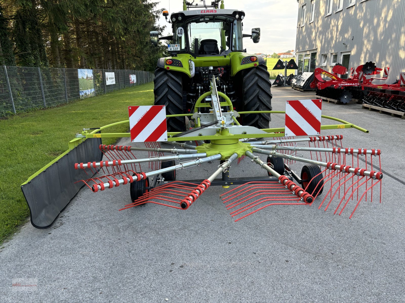 Schwader του τύπου CLAAS Liner 450, Neumaschine σε Mitterscheyern (Φωτογραφία 4)