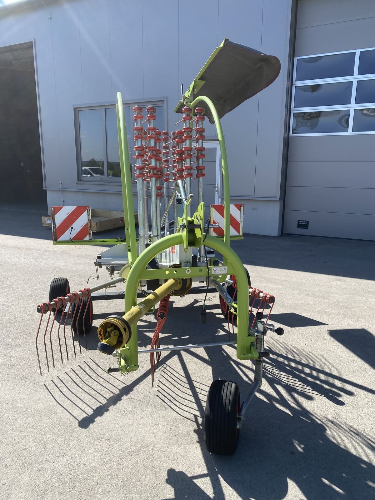 Schwader Türe ait CLAAS Liner 450, Gebrauchtmaschine içinde Grund (resim 2)