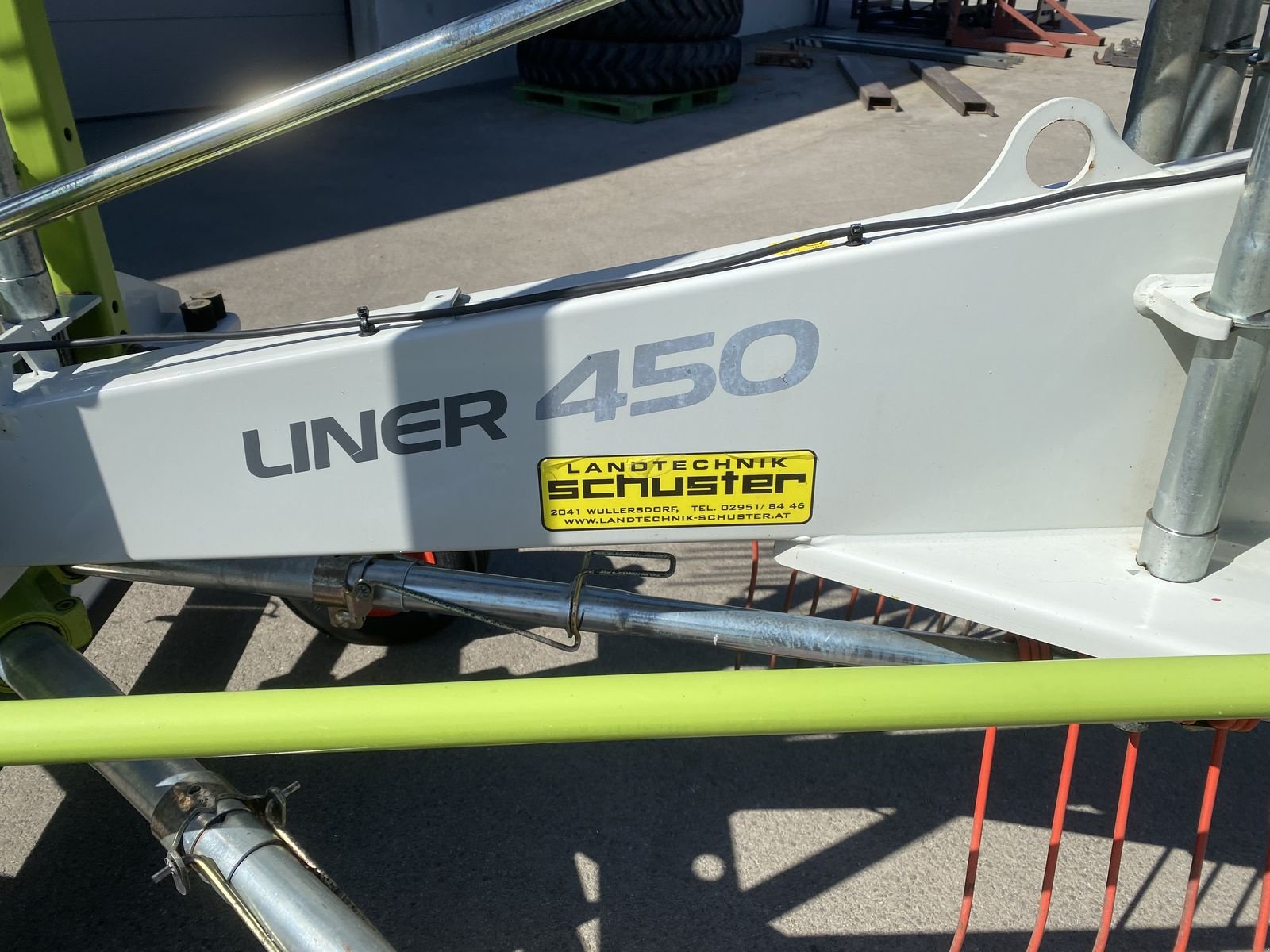 Schwader Türe ait CLAAS Liner 450, Gebrauchtmaschine içinde Grund (resim 9)