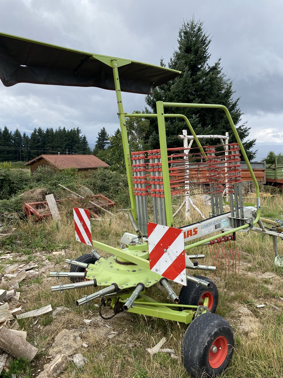 Schwader of the type CLAAS Liner 470, Gebrauchtmaschine in VERNOUX EN VIVARAIS (Picture 2)