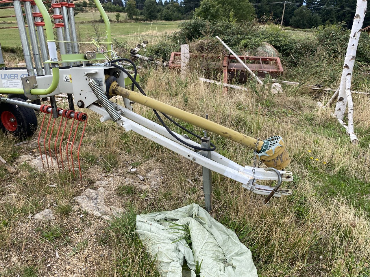 Schwader of the type CLAAS Liner 470, Gebrauchtmaschine in VERNOUX EN VIVARAIS (Picture 4)