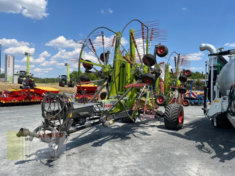 Schwader des Typs CLAAS LINER 4700 BUSINESS, Vorführmaschine in Altenstadt a.d. Waldnaab (Bild 1)