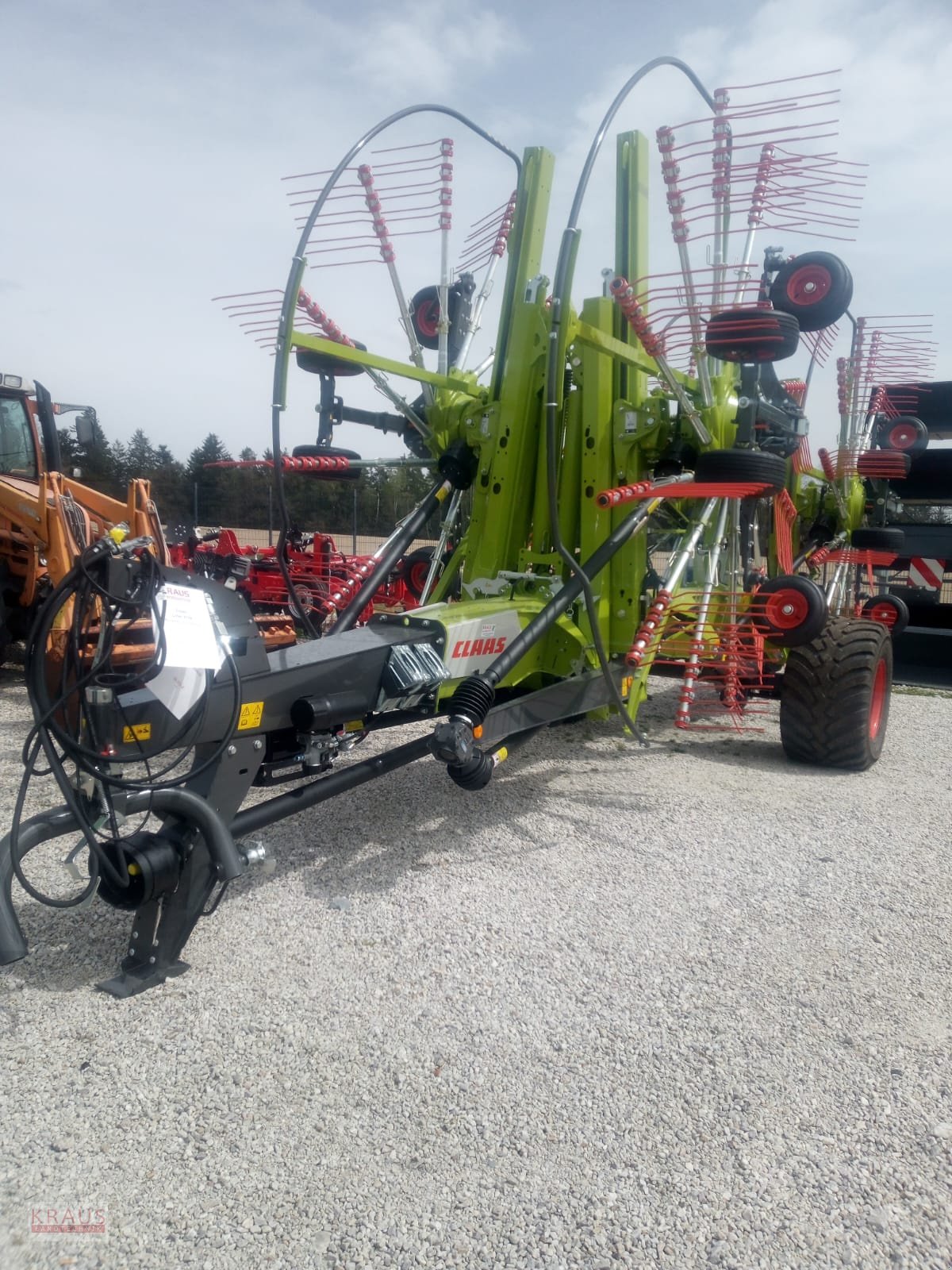 Schwader des Typs CLAAS Liner 4700 Business, Neumaschine in Geiersthal (Bild 3)