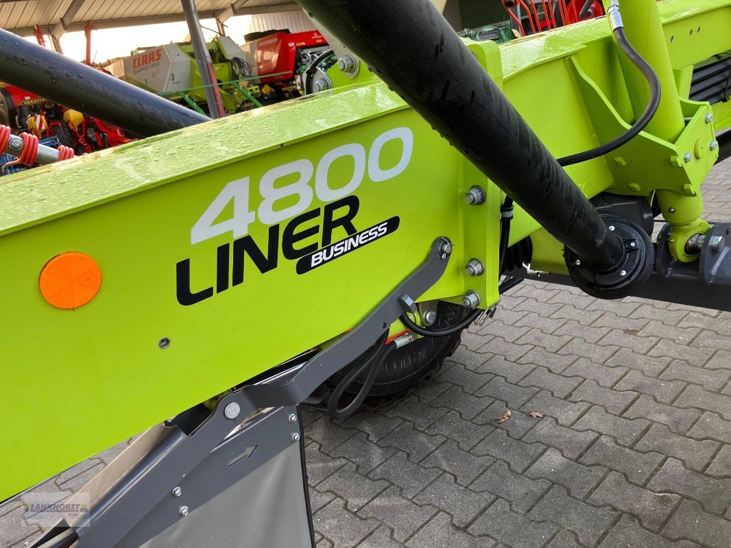 Schwader typu CLAAS LINER 4800 BUSINESS, Gebrauchtmaschine v Wiefelstede-Spohle (Obrázek 25)