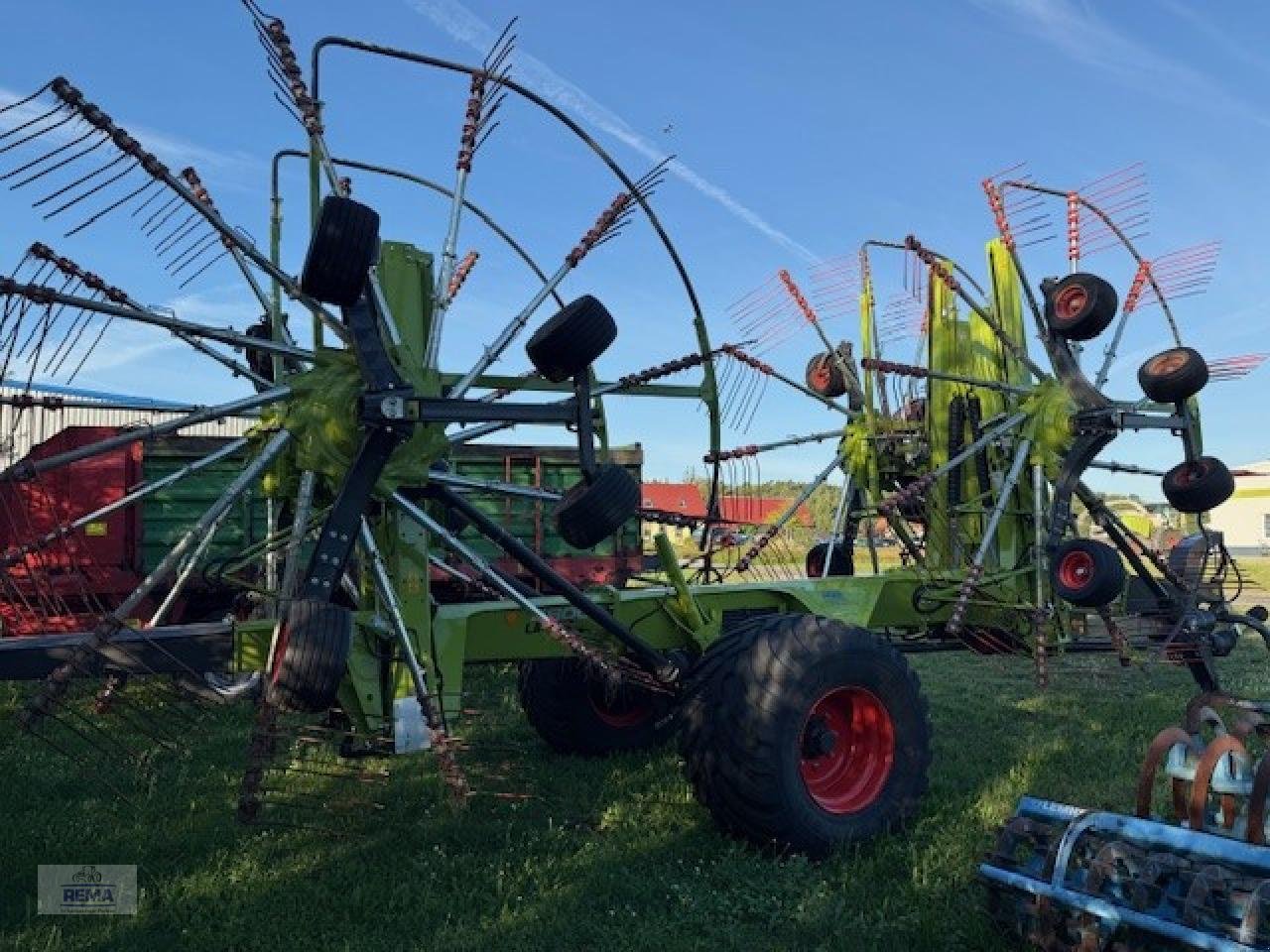 Schwader des Typs CLAAS Liner 4800 Business, Vorführmaschine in Belzig-Schwanebeck (Bild 3)