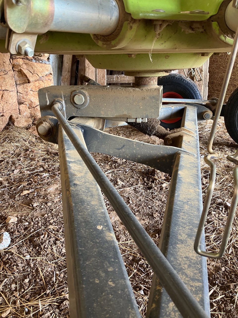 Schwader typu CLAAS LINER 500 T, Gebrauchtmaschine v MORLHON LE HAUT (Obrázek 10)