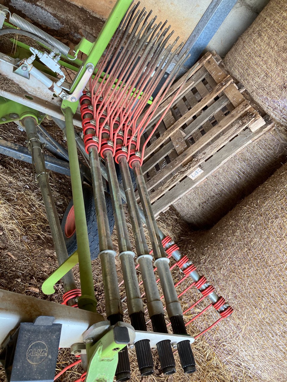 Schwader typu CLAAS LINER 500 T, Gebrauchtmaschine v MORLHON LE HAUT (Obrázek 7)