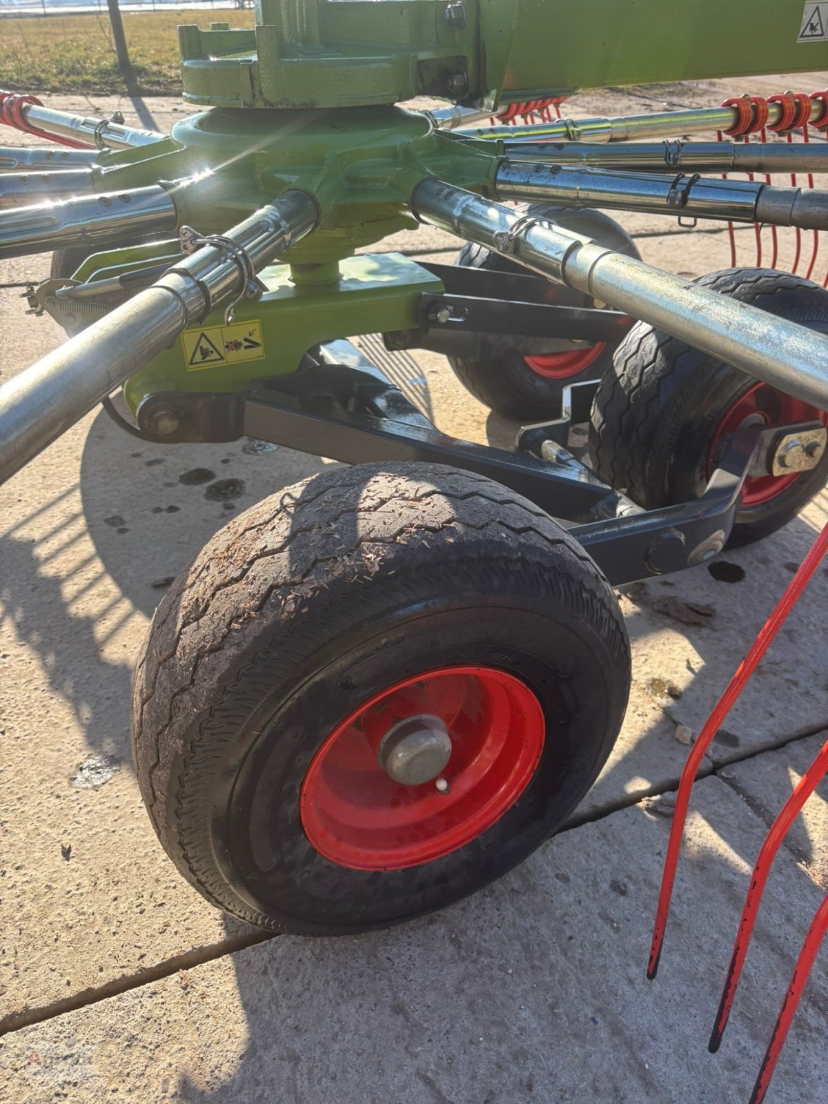 Schwader typu CLAAS Liner 650 Twin, Gebrauchtmaschine v Köngen (Obrázek 5)