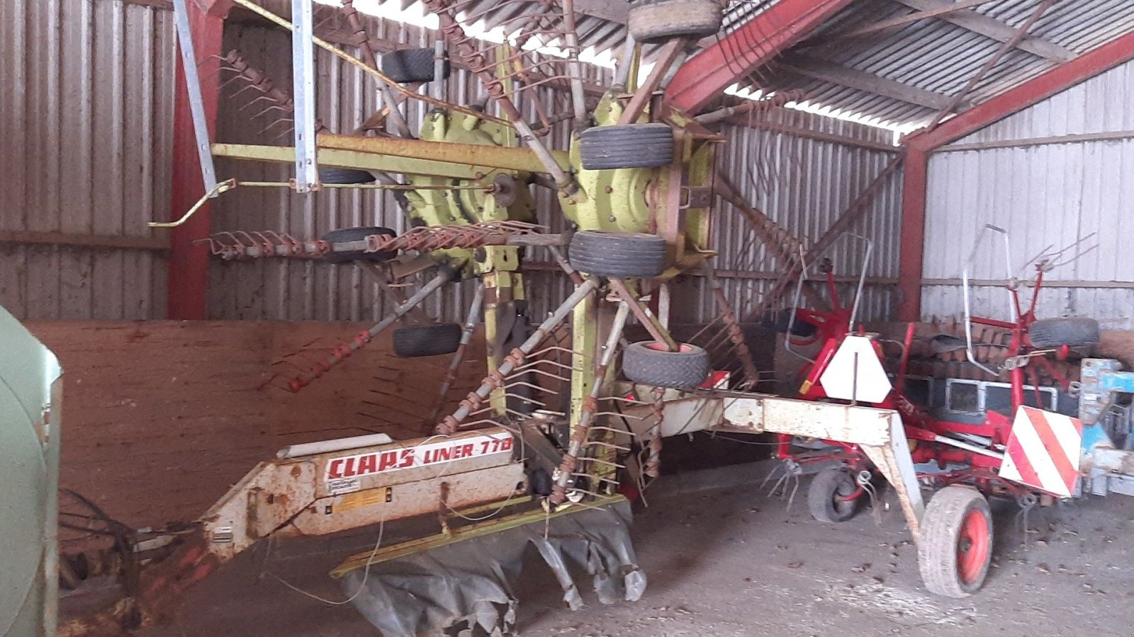 Schwader типа CLAAS Liner 770 storrive, Gebrauchtmaschine в Hadsund (Фотография 1)