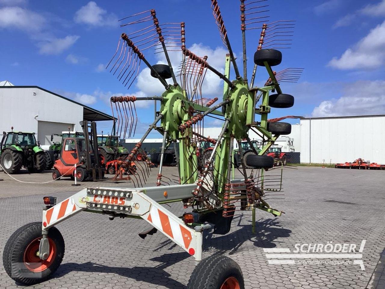 Schwader от тип CLAAS LINER 780 L, Gebrauchtmaschine в Norden (Снимка 5)
