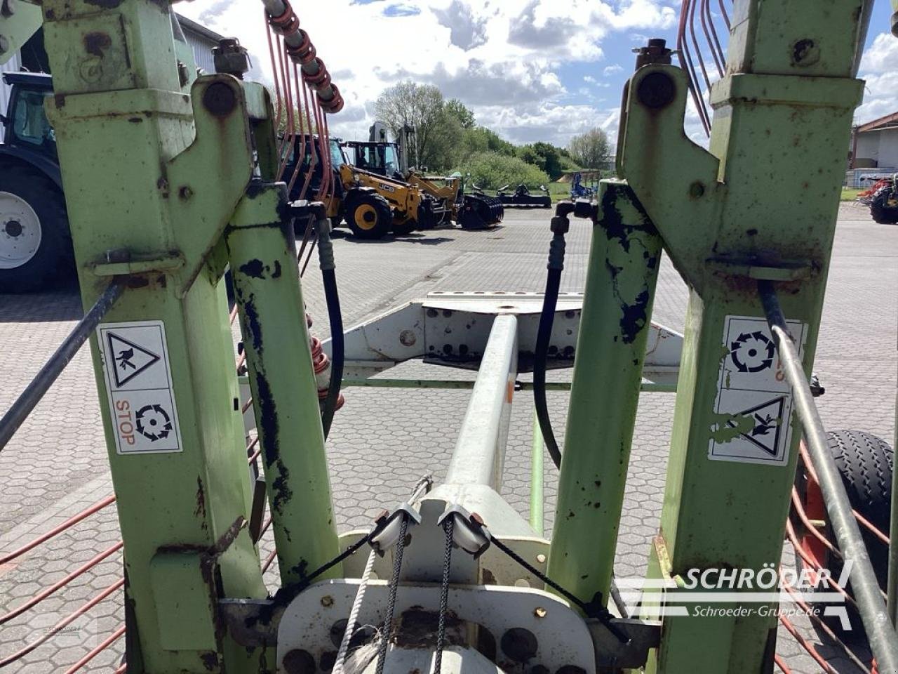 Schwader от тип CLAAS LINER 780 L, Gebrauchtmaschine в Norden (Снимка 12)