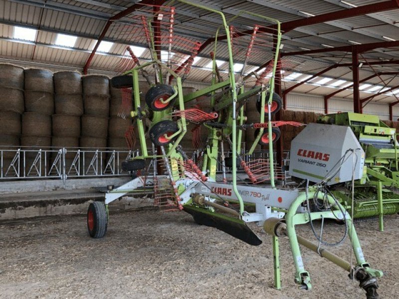 Schwader типа CLAAS LINER 780 P, Gebrauchtmaschine в Paray-le-monial (Фотография 2)