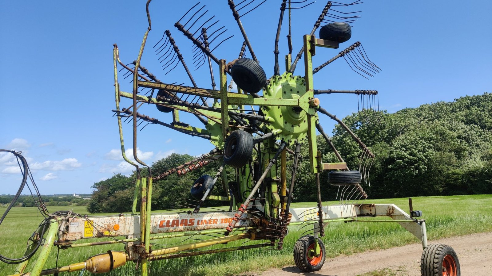 Schwader typu CLAAS LINER 880, Gebrauchtmaschine v Skive (Obrázek 1)