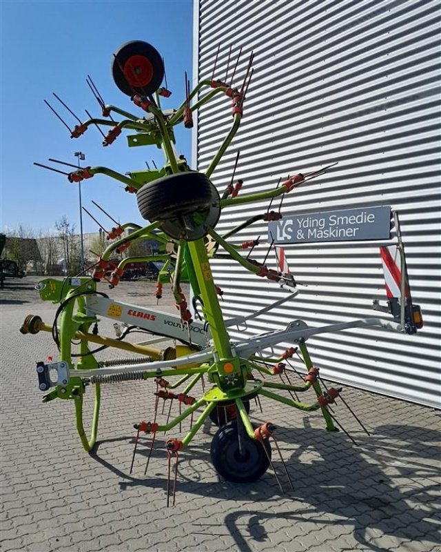 Schwader des Typs CLAAS VOLTO 800, Gebrauchtmaschine in Horsens (Bild 7)