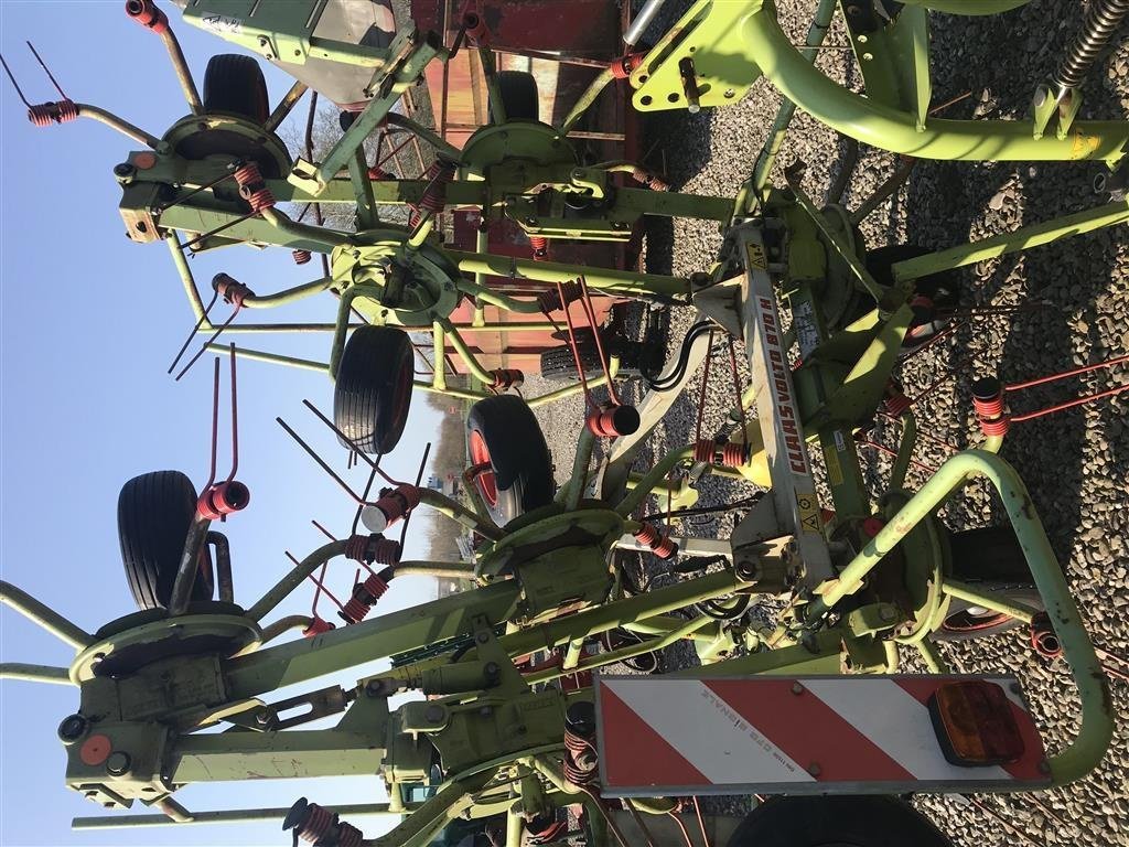 Schwader des Typs CLAAS Volto 870, Gebrauchtmaschine in Bredebo (Bild 3)