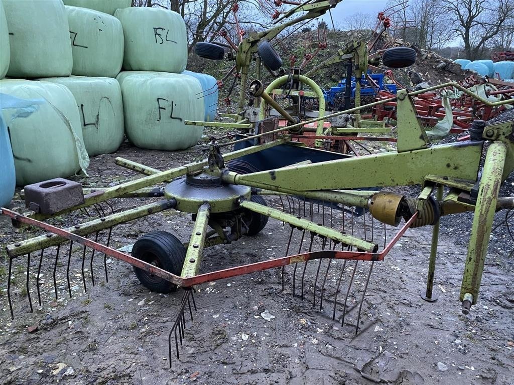 Schwader des Typs CLAAS WS320S, Gebrauchtmaschine in øster ulslev (Bild 2)