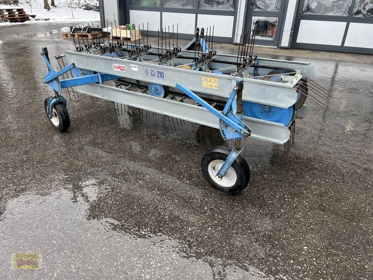 Schwader Türe ait DAROS D210 3-reihig, Gebrauchtmaschine içinde Kötschach (resim 1)
