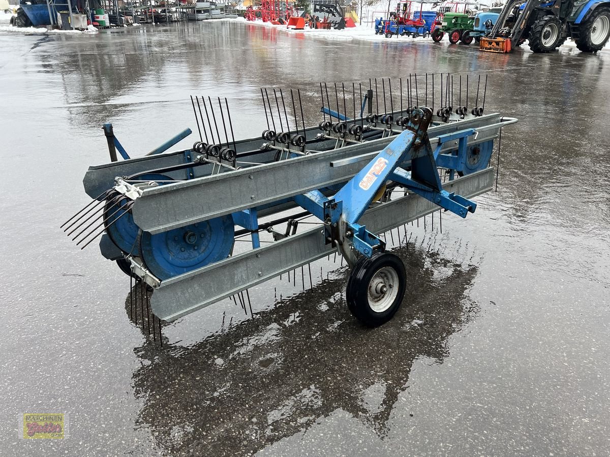 Schwader Türe ait DAROS D210 3-reihig, Gebrauchtmaschine içinde Kötschach (resim 8)