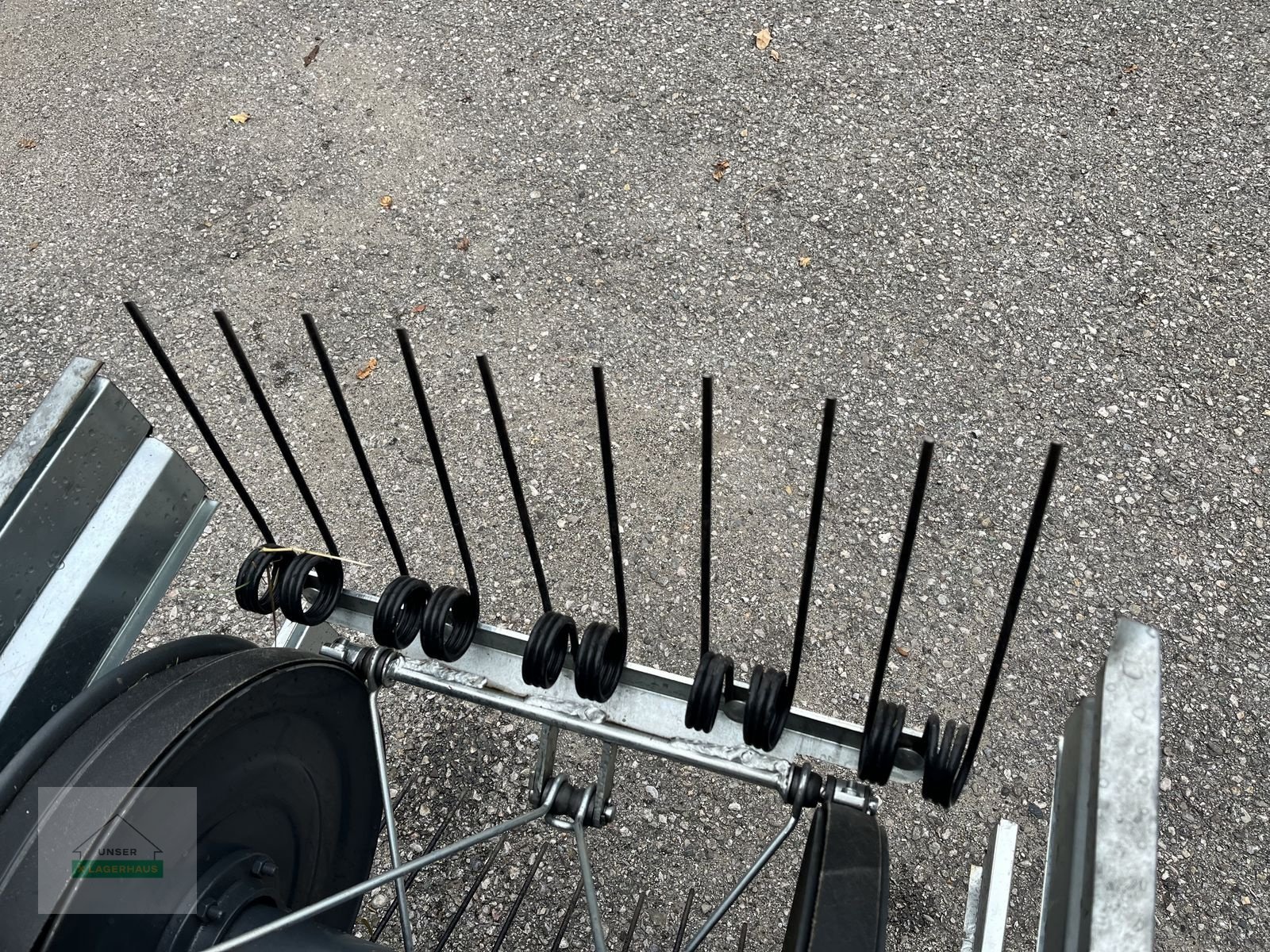 Schwader des Typs DAROS D210, Gebrauchtmaschine in Wartberg (Bild 11)