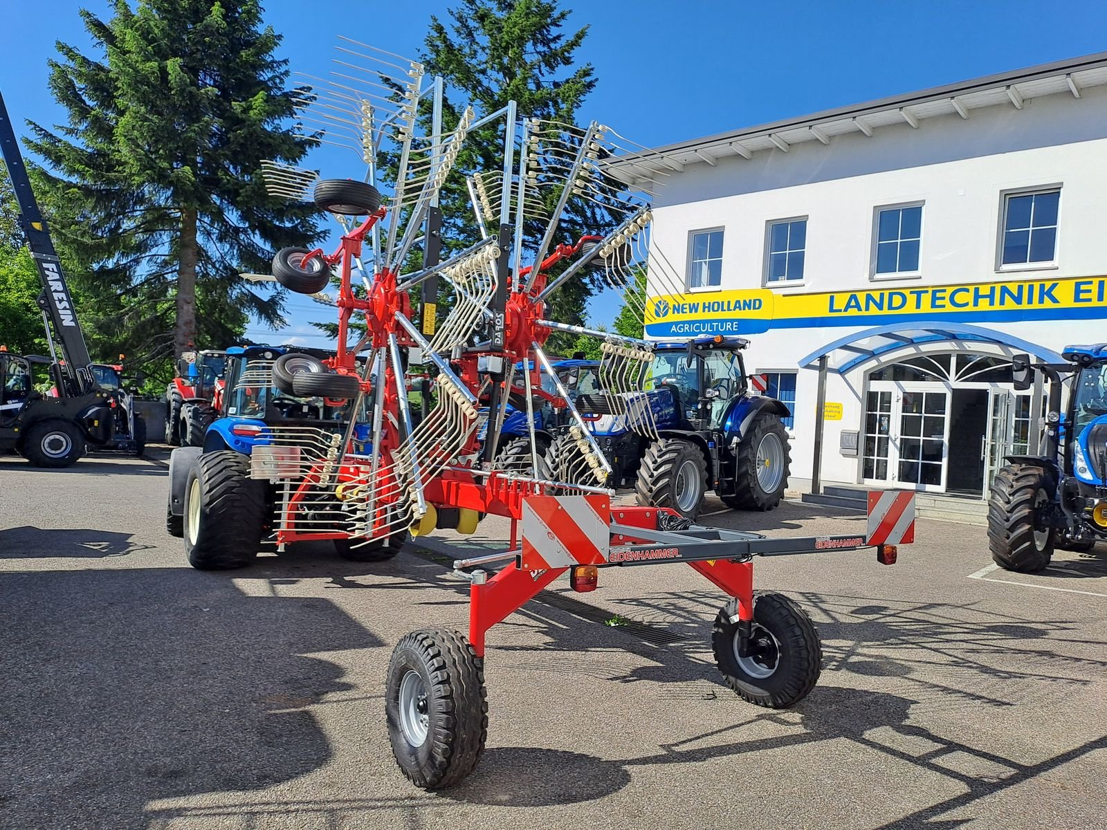 Schwader des Typs DAROS GR 7200 / 11, Neumaschine in Burgkirchen (Bild 17)