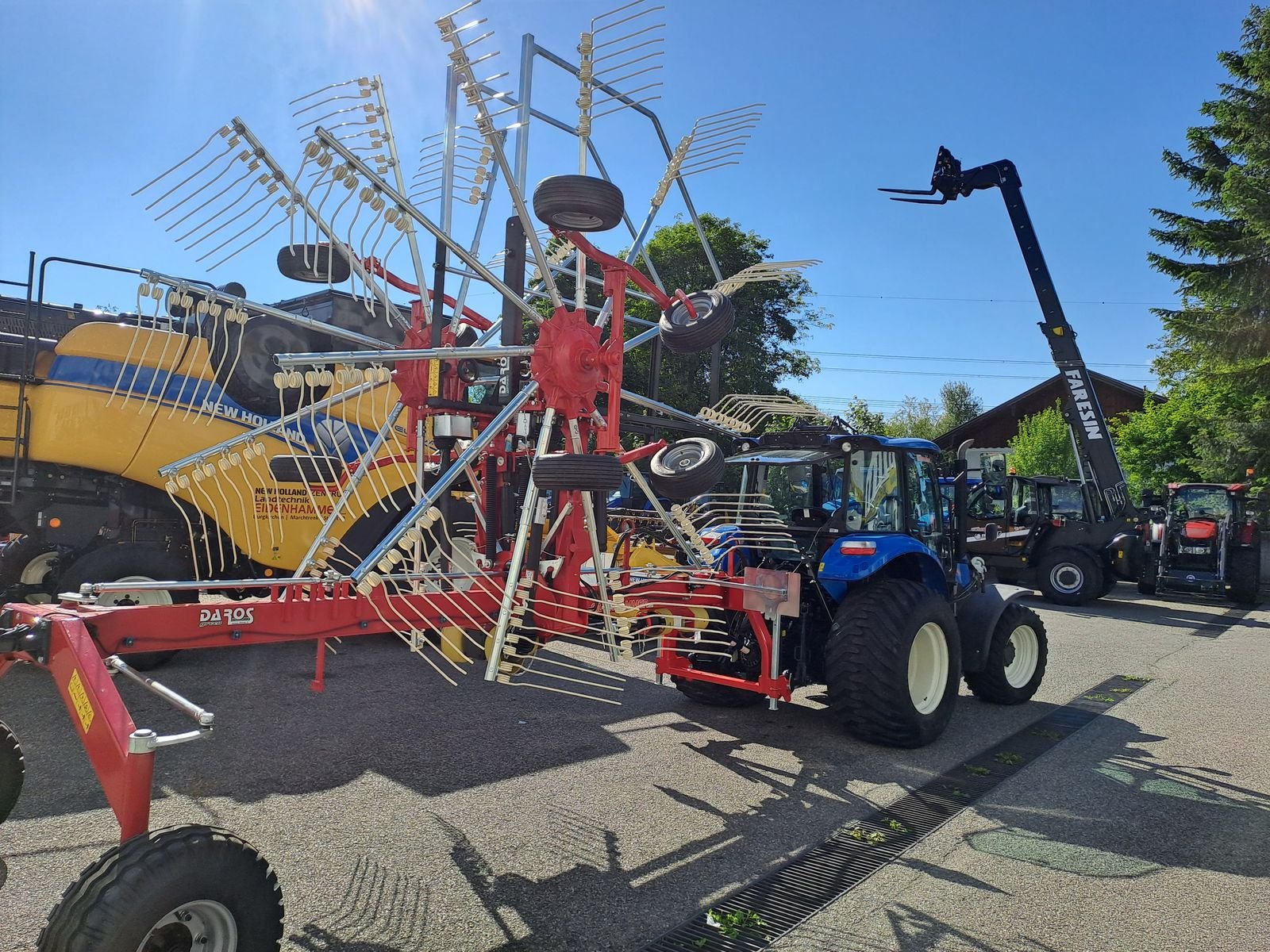 Schwader des Typs DAROS GR 7200 / 11, Neumaschine in Burgkirchen (Bild 18)