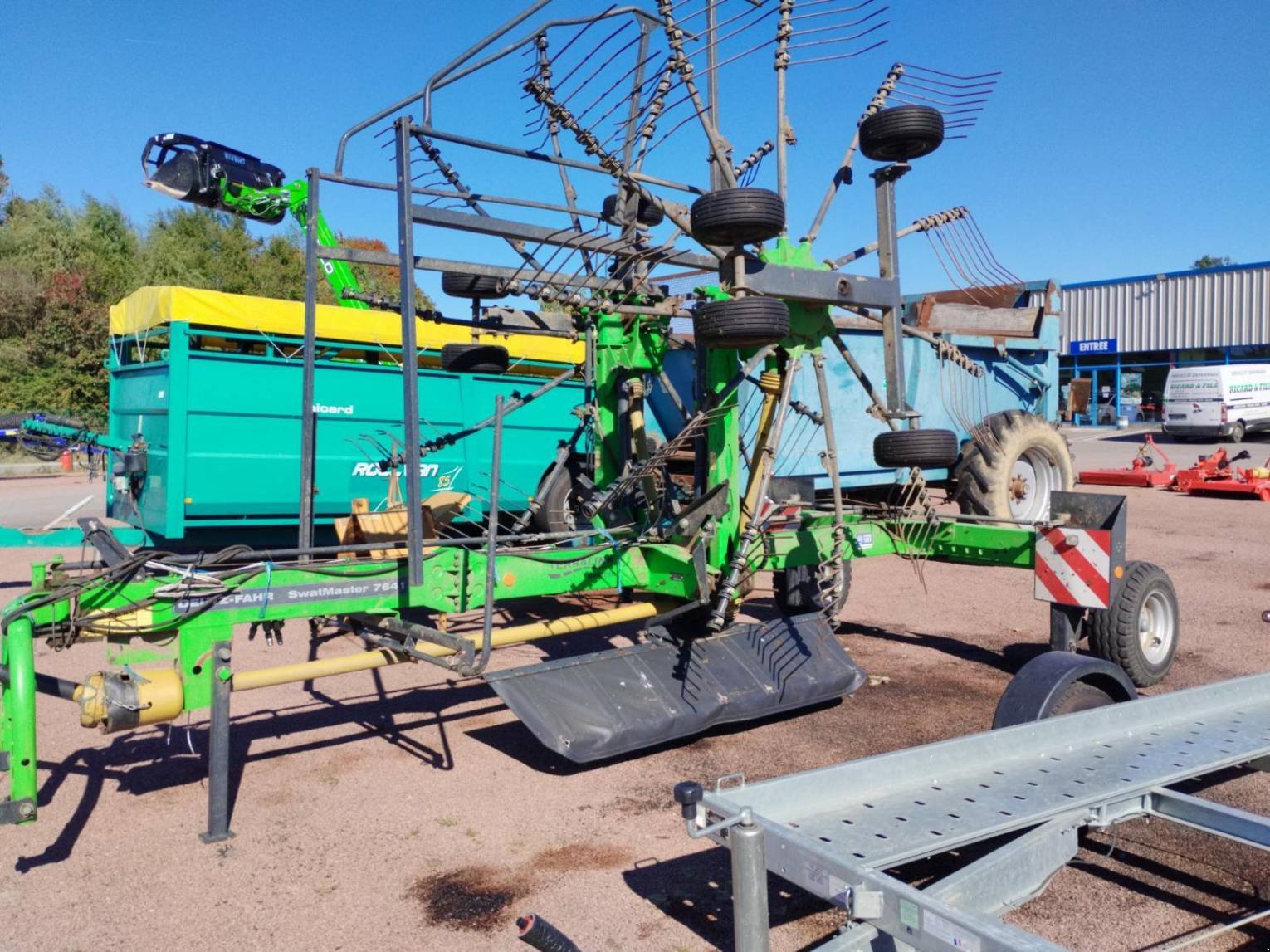 Schwader of the type Deutz-Fahr Andaineur SWATMASTER 7641 Deutz-Fahr, Gebrauchtmaschine in LA SOUTERRAINE (Picture 3)