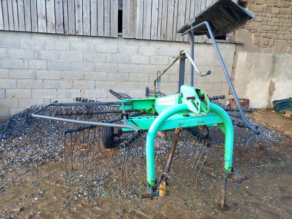 Schwader typu Deutz-Fahr Swatmaster 3921, Gebrauchtmaschine v BRECE (Obrázek 3)