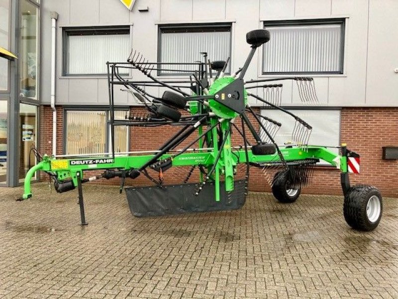 Schwader des Typs Deutz-Fahr Swatmaster 8442 Terralink Quattro, Gebrauchtmaschine in Wierden (Bild 3)