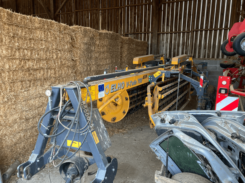 Schwader от тип Elho V-TWIN 750 SP, Gebrauchtmaschine в CINTHEAUX (Снимка 2)