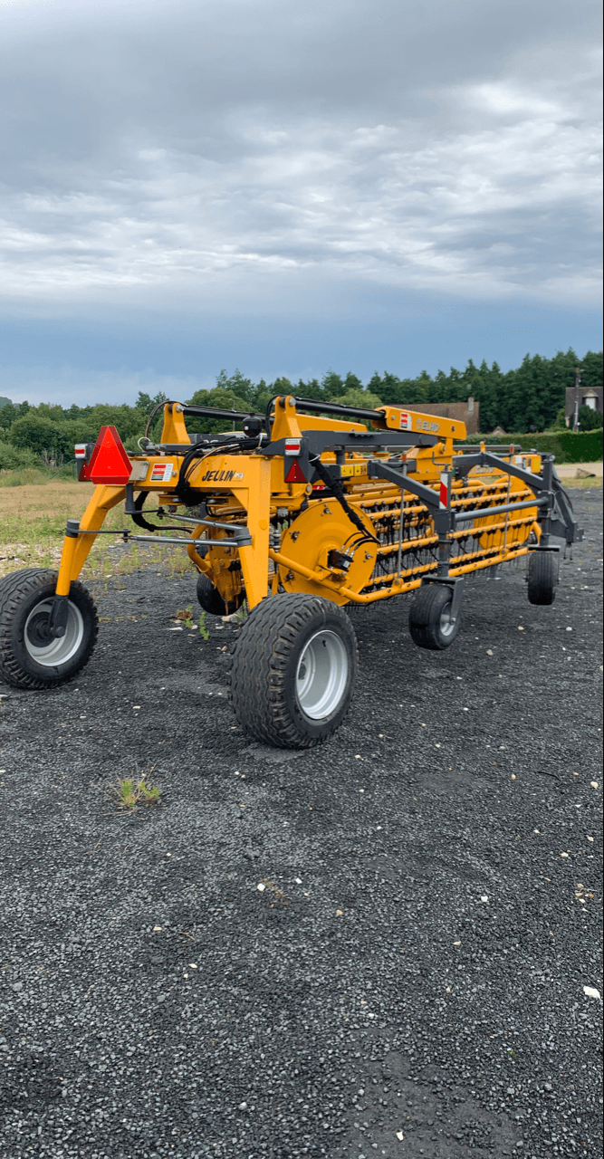 Schwader от тип Elho V-TWIN 750 SP, Gebrauchtmaschine в CINTHEAUX (Снимка 3)