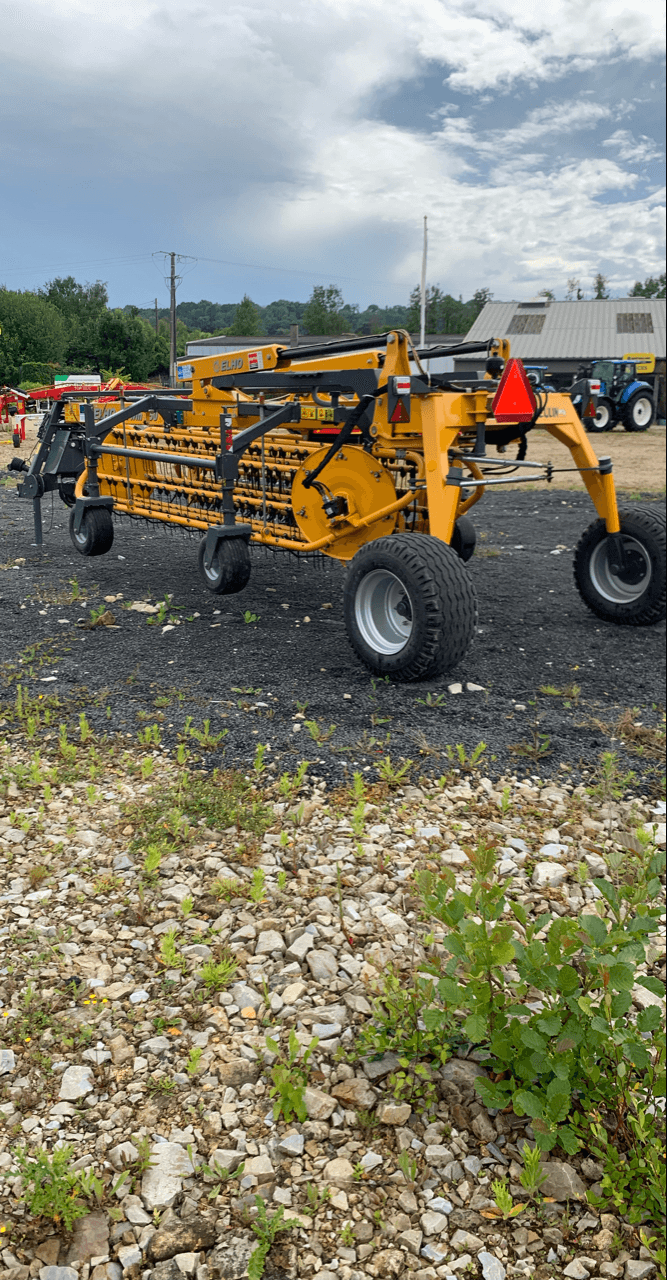 Schwader от тип Elho V-TWIN 750 SP, Gebrauchtmaschine в CINTHEAUX (Снимка 6)