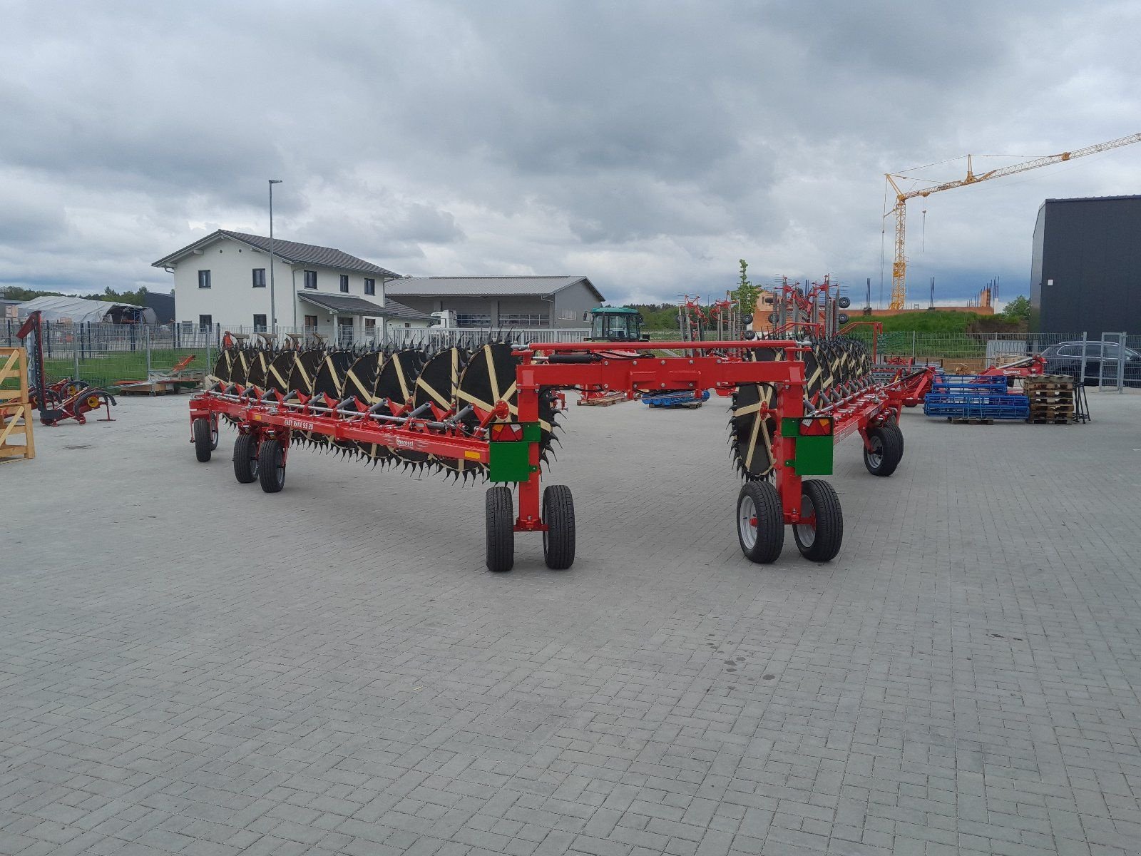 Schwader Türe ait Enorossi Easy Rake Superstar ERS 20ST 1120, Neumaschine içinde Hemau (resim 2)