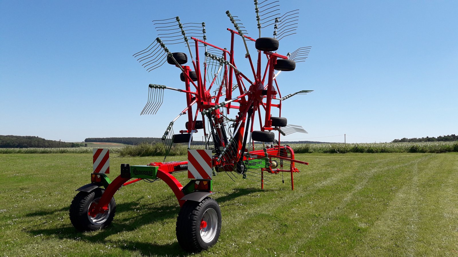 Schwader του τύπου Enorossi Mittelschwader Enoduo 780, Neumaschine σε Hemau (Φωτογραφία 2)