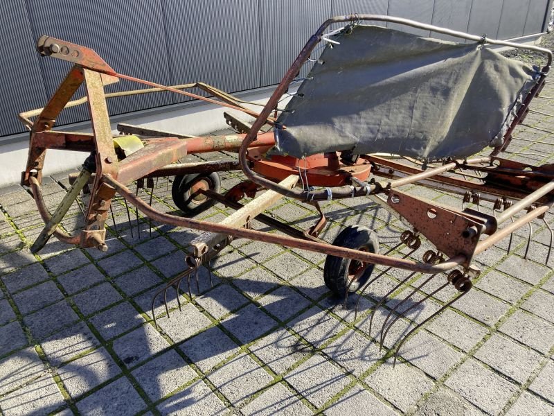 Schwader des Typs Fahr SCHWADER, Gebrauchtmaschine in Wülfershausen an der Saale (Bild 2)