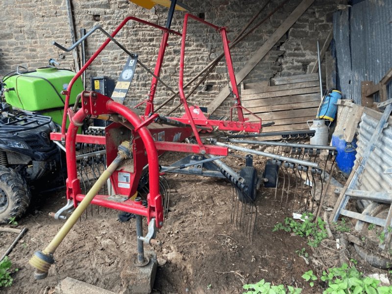 Schwader of the type Fella ANDAINEUR, Gebrauchtmaschine in ISIGNY-LE-BUAT (Picture 1)