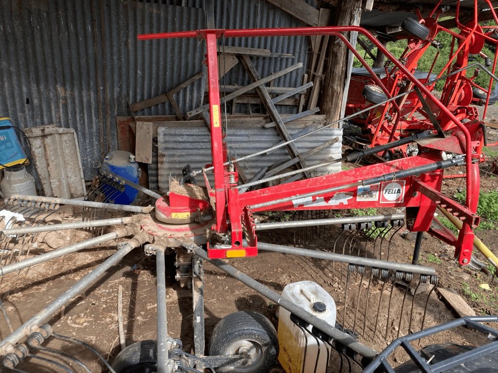 Schwader του τύπου Fella ANDAINEUR, Gebrauchtmaschine σε ISIGNY-LE-BUAT (Φωτογραφία 3)