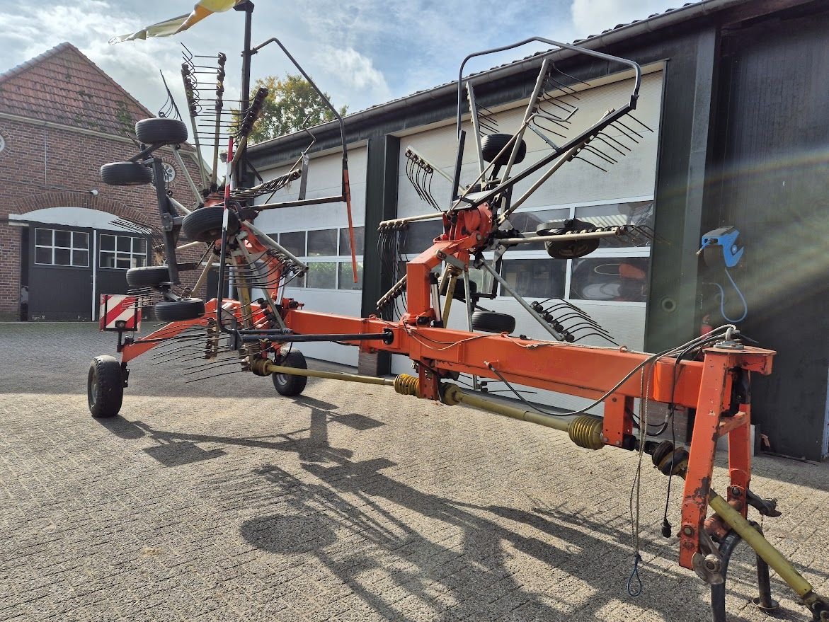 Schwader tipa Fella TS 1401, Gebrauchtmaschine u Halle (Slika 1)