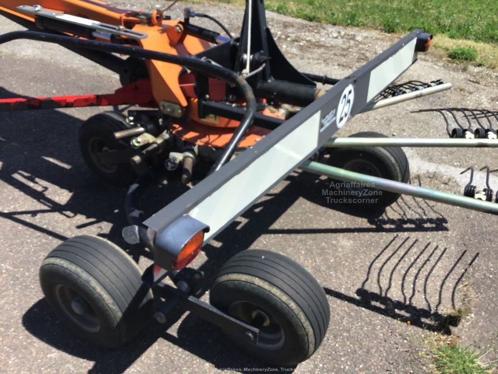 Schwader of the type Fella TS 1502, Gebrauchtmaschine in GONSANS (Picture 3)