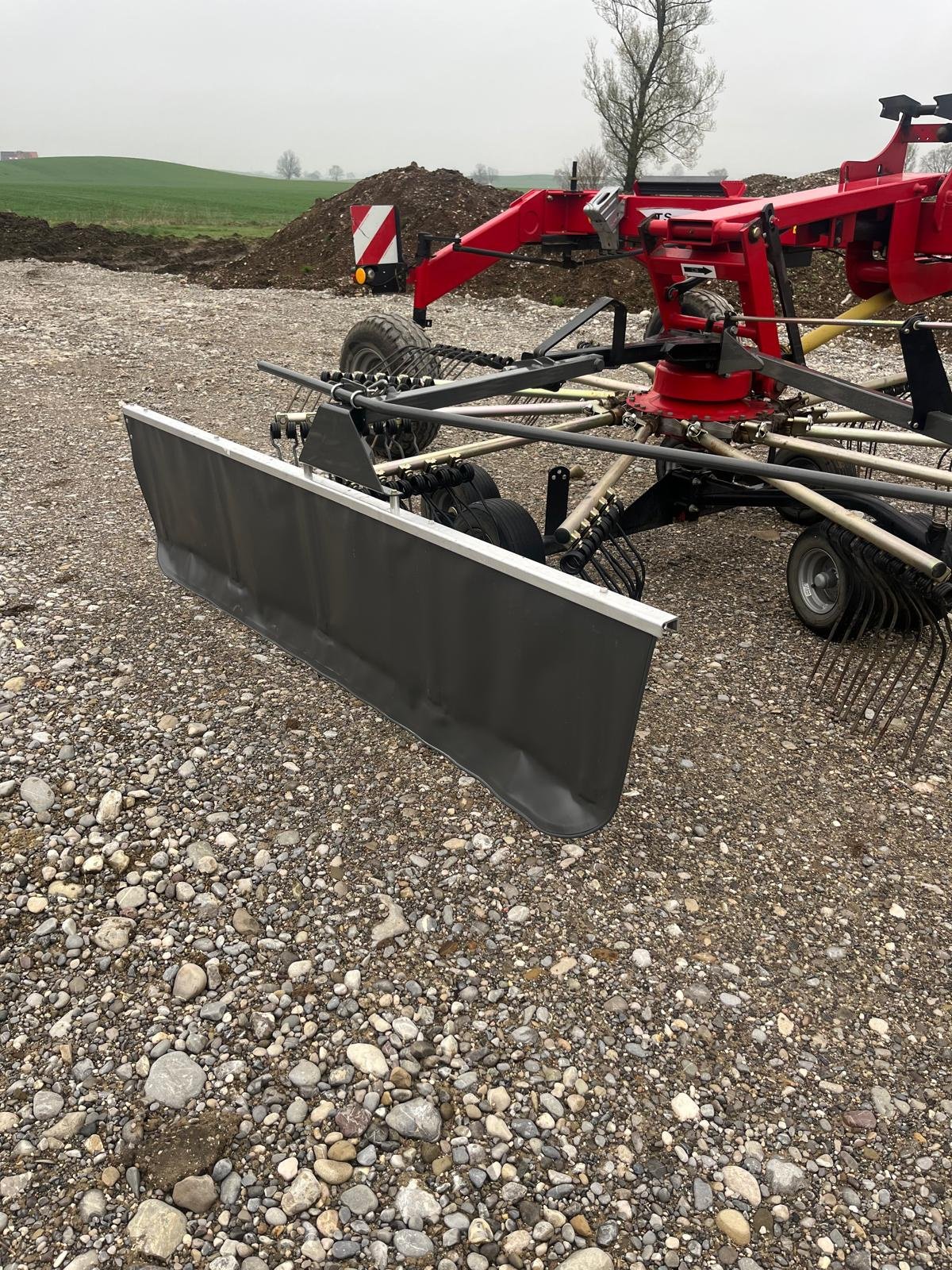 Schwader Türe ait Fella TS 1603, Gebrauchtmaschine içinde Germaringen (resim 4)