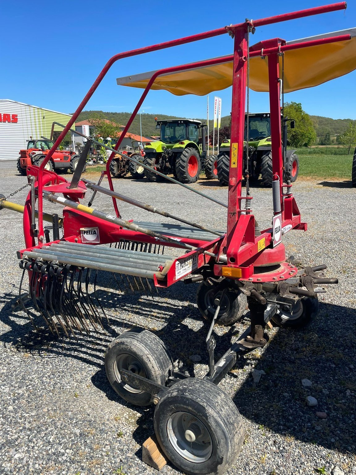 Schwader del tipo Fella TS 351 DN, Gebrauchtmaschine en ORLEIX (Imagen 1)