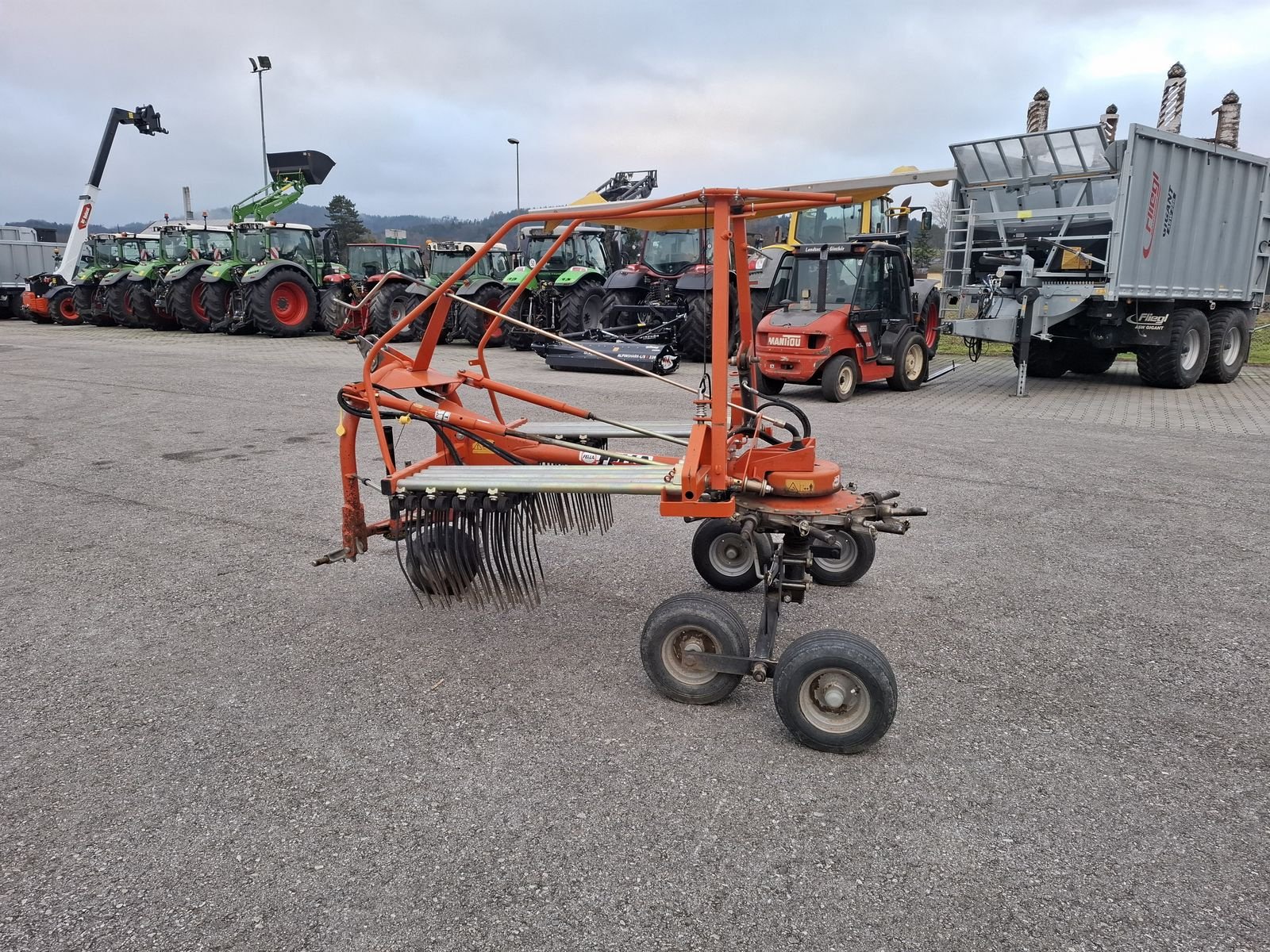 Schwader tipa Fella TS 400 DN, Gebrauchtmaschine u Saxen (Slika 7)