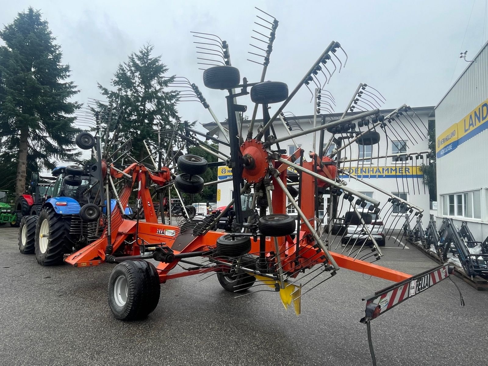 Schwader des Typs Fella TS 4000, Gebrauchtmaschine in Burgkirchen (Bild 5)