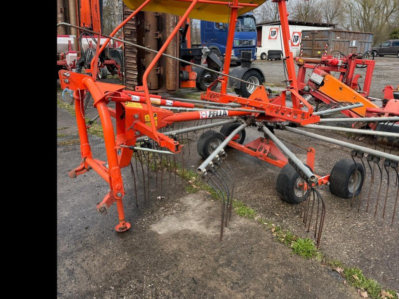 Schwader za tip Fella TS 425, Gebrauchtmaschine u Könnern