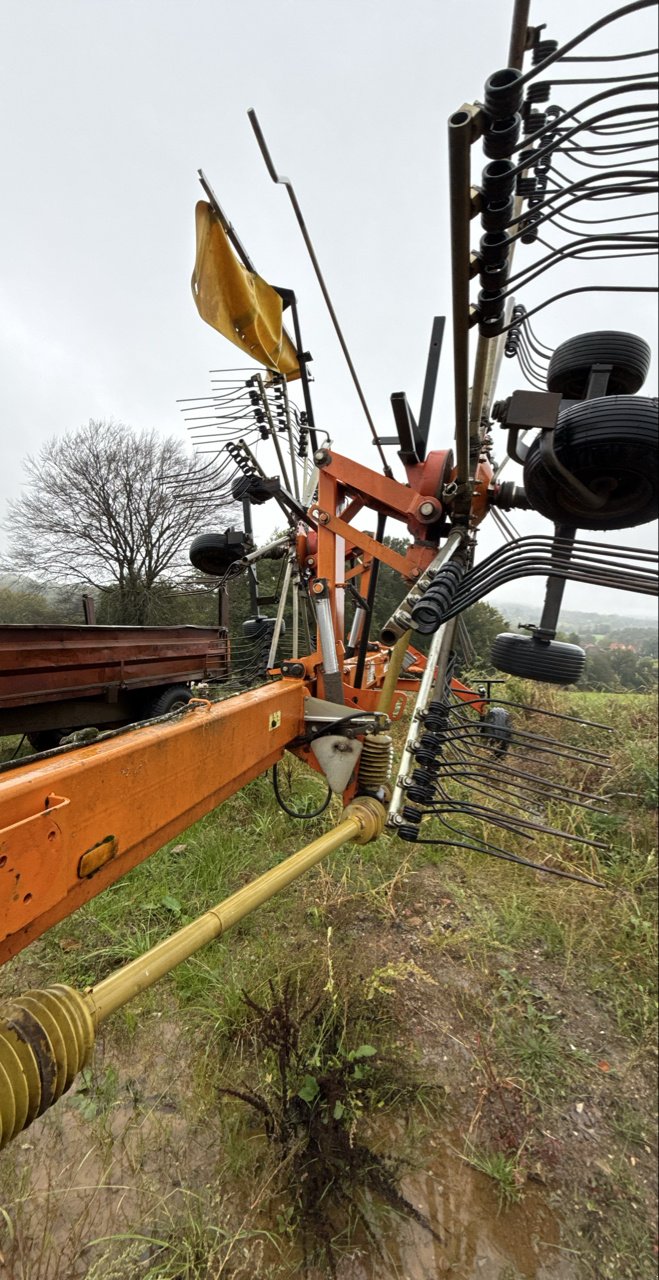Schwader typu Fella TS1402, Gebrauchtmaschine v LABASTIDE MURAT (Obrázek 2)