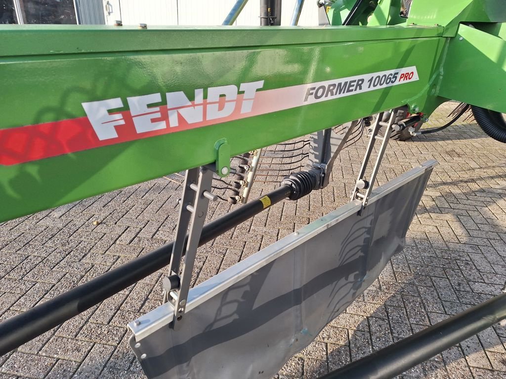 Schwader of the type Fendt FORMER 10065 PRO, Gebrauchtmaschine in MARIENHEEM (Picture 10)