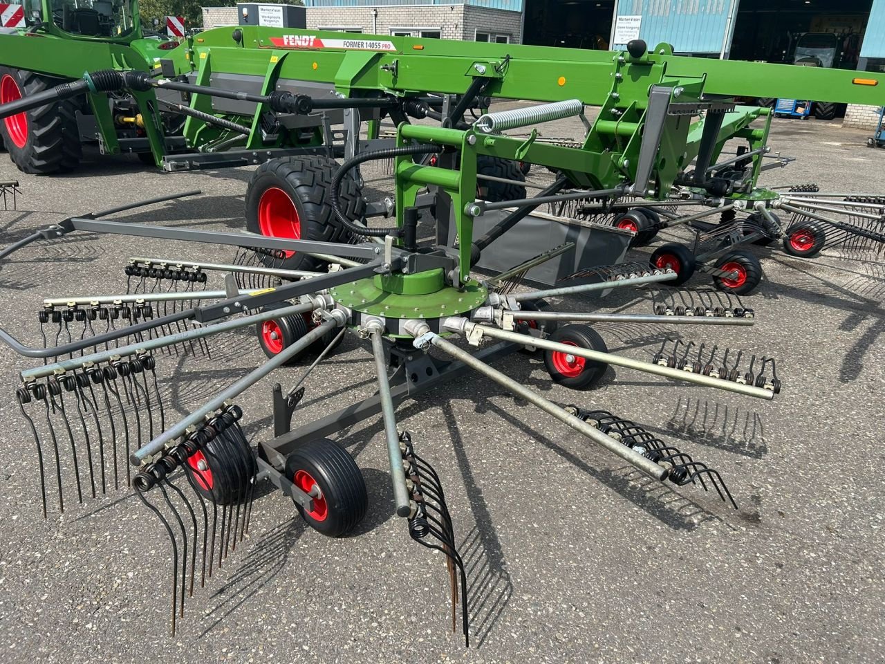 Schwader des Typs Fendt Former 14055 Pro zwadhark, Gebrauchtmaschine in Joure (Bild 8)