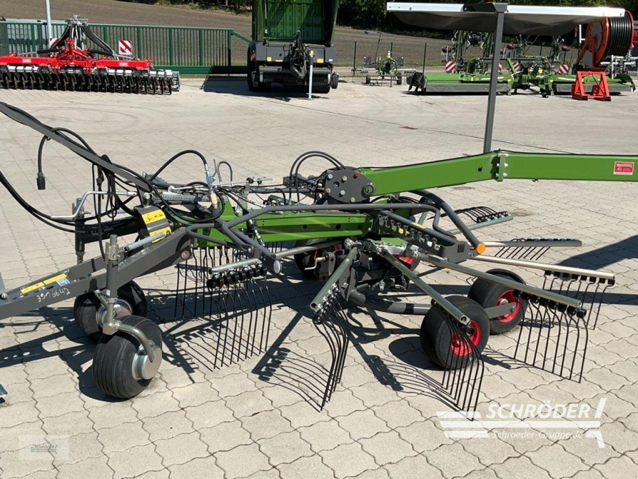 Schwader del tipo Fendt FORMER 1502, Neumaschine en Hemmoor (Imagen 4)