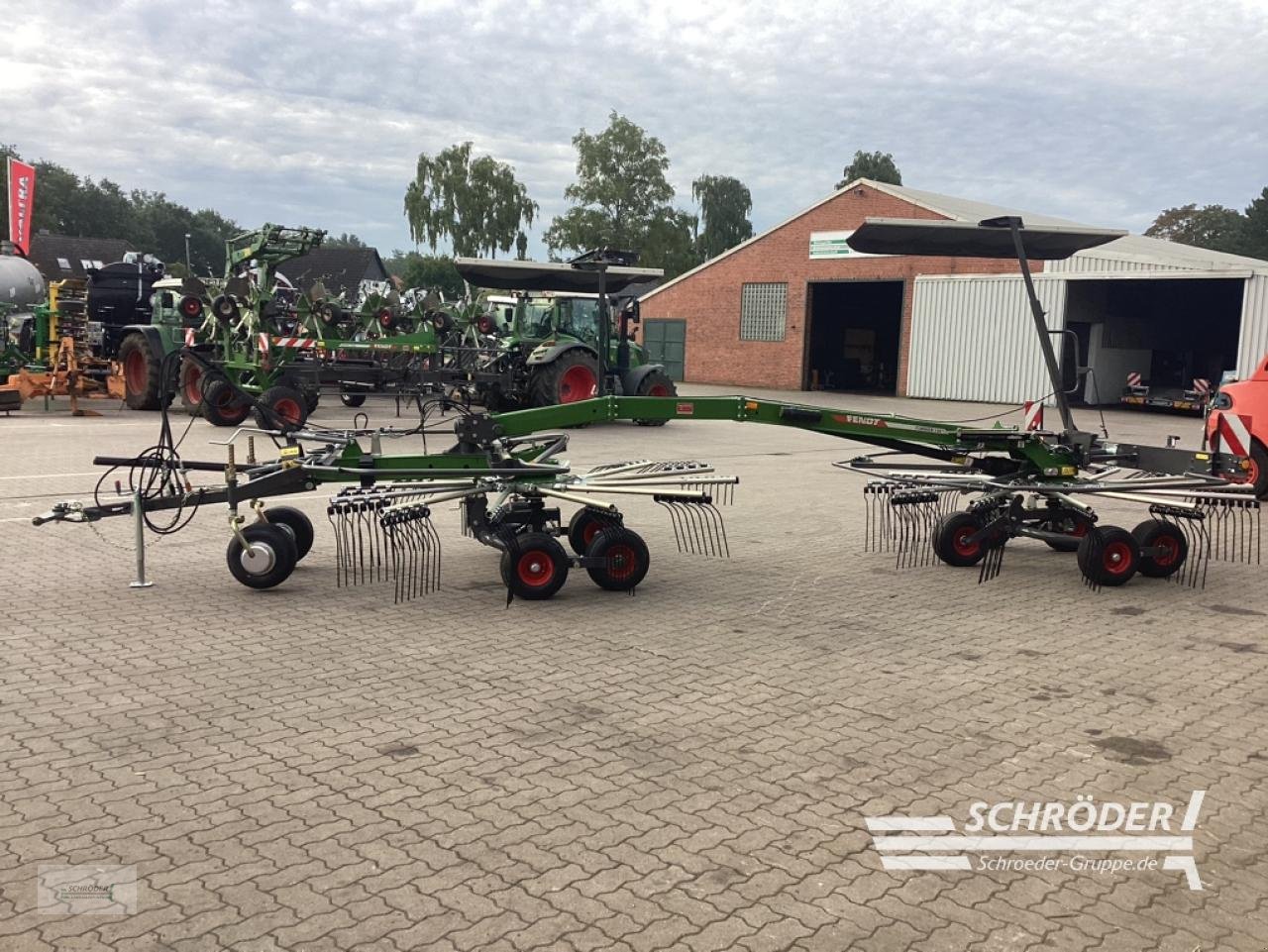 Schwader от тип Fendt FORMER 1502, Neumaschine в Völkersen (Снимка 3)