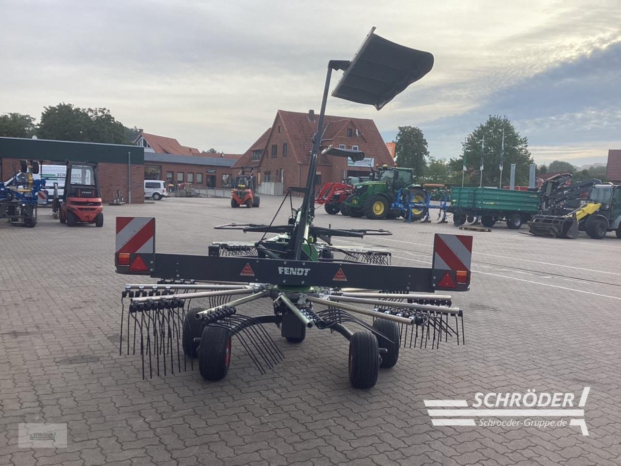Schwader от тип Fendt FORMER 1502, Neumaschine в Völkersen (Снимка 5)