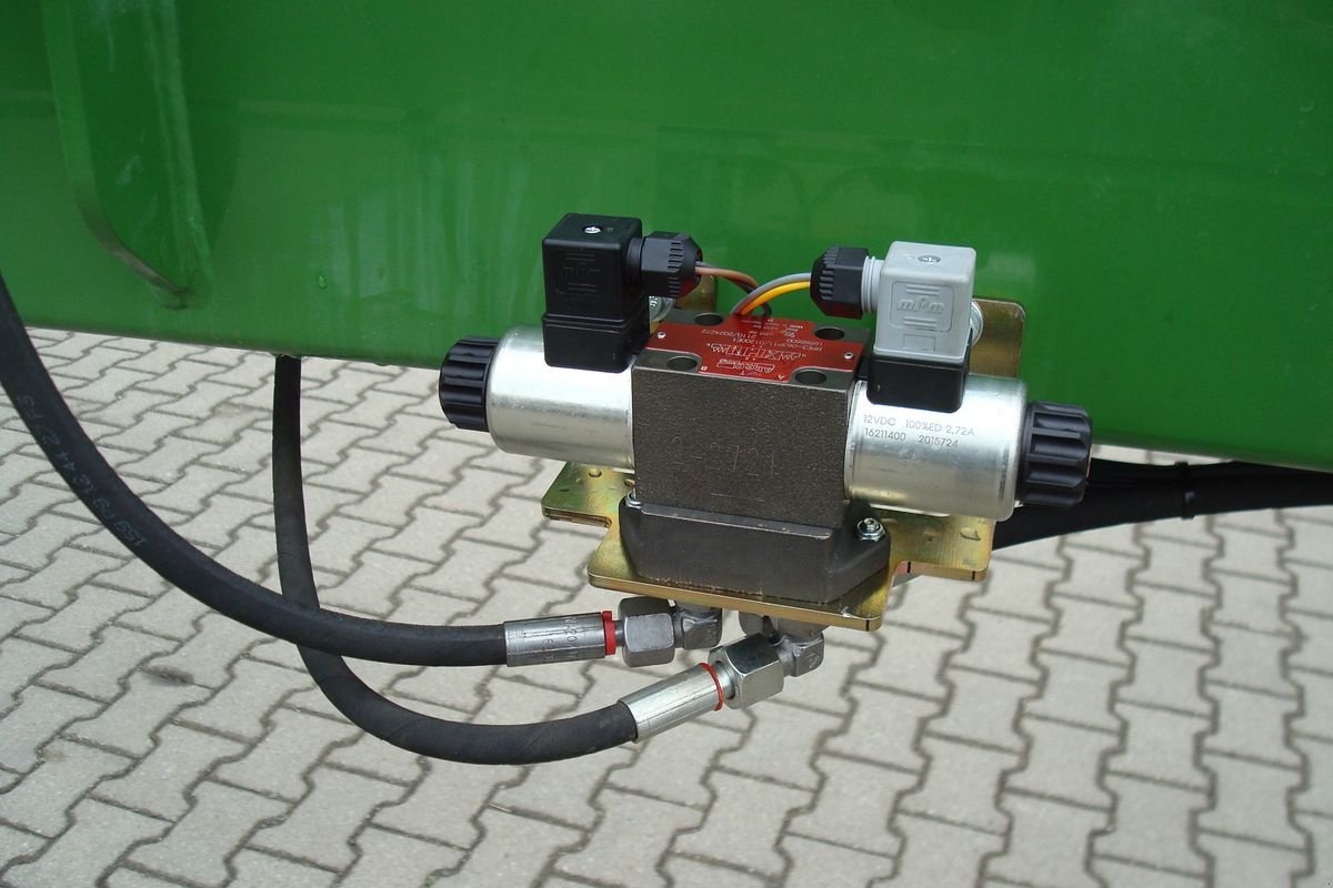 Schwader of the type Fendt Former 1603, Neumaschine in Judenburg (Picture 4)